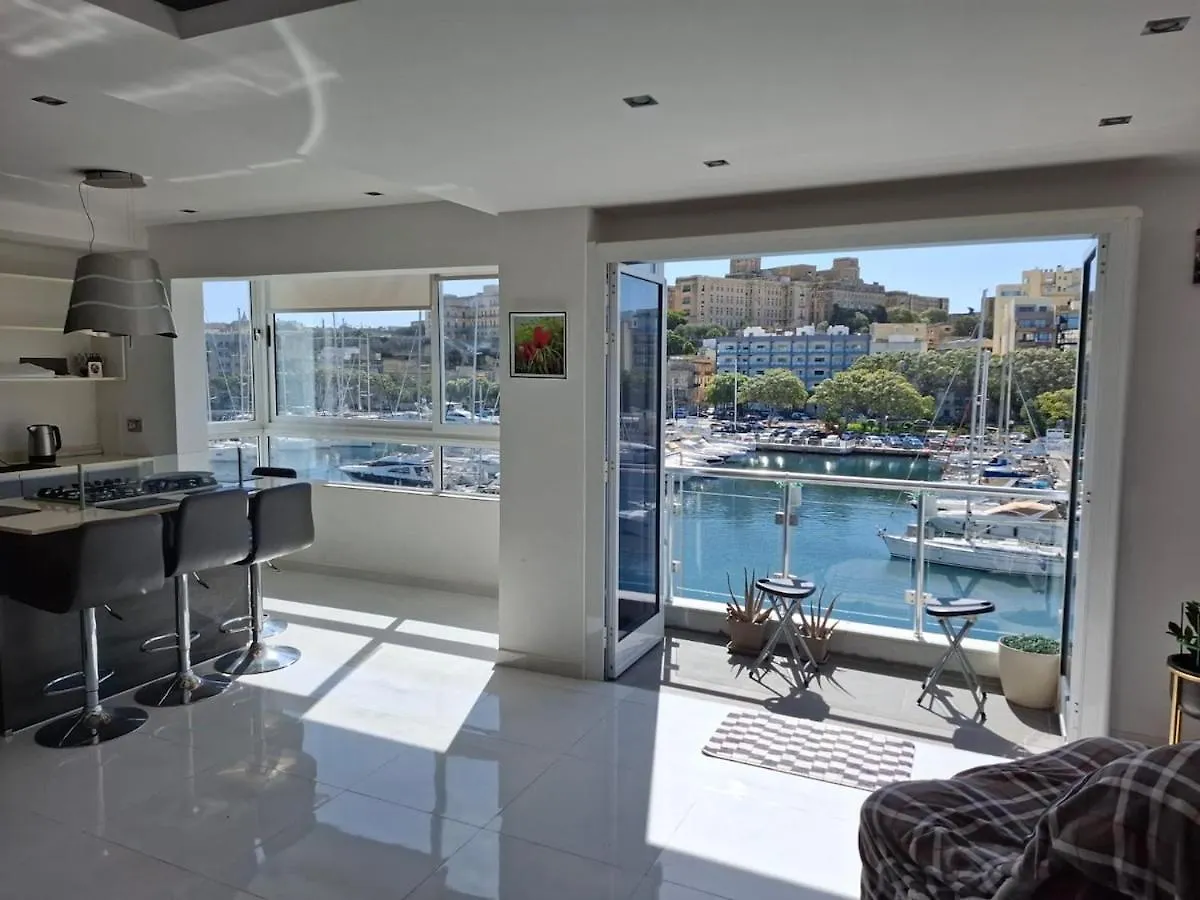 Luxury Seafront Apartment 3Br Ta Xbiex